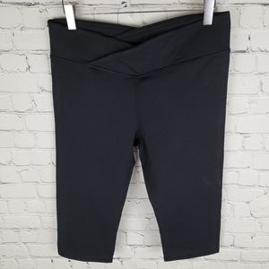FABLETICS | crossover waist bike shorts